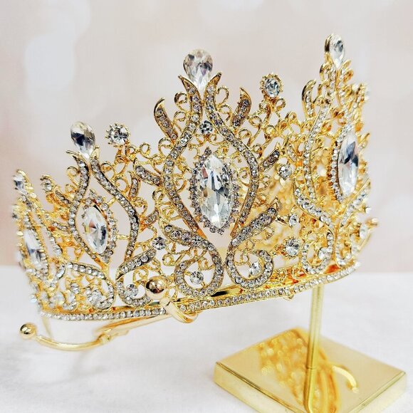 Princess Tiara, Gold Wedding Tiara, Pageant Crown, Crystal Bridal Hairpiece main image 4